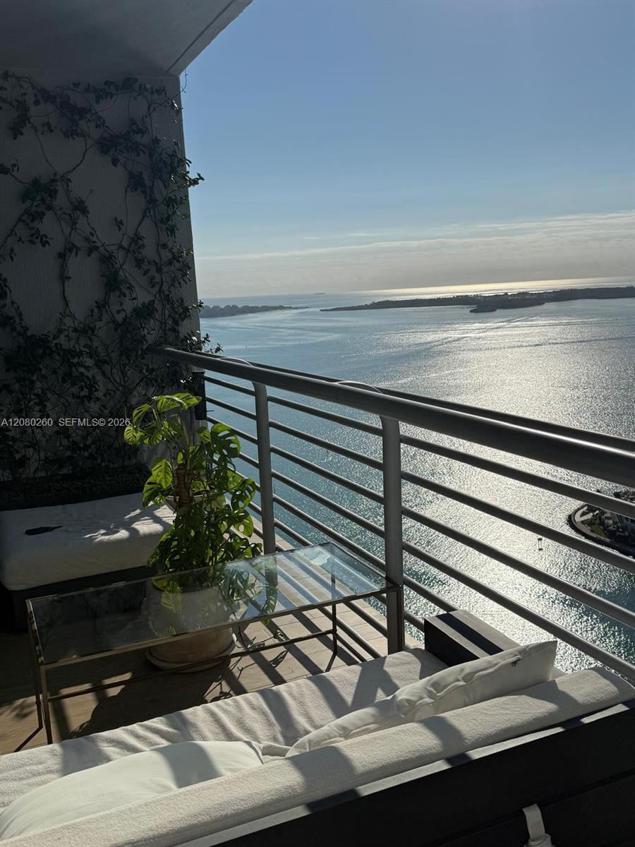 335 S Biscayne Blvd # 3901, Miami FL 33131 photo 3
