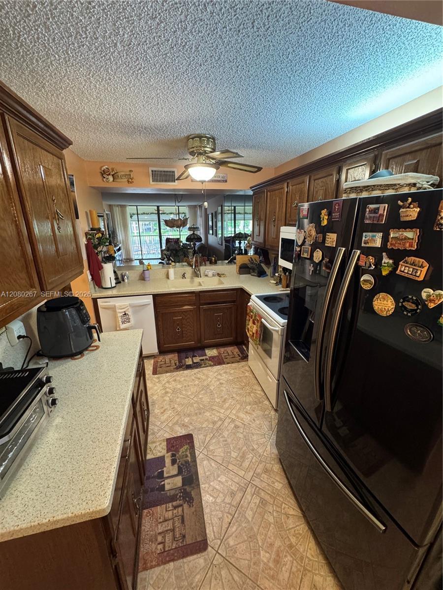 5613 Coral Lake Dr # 201, Margate FL 33063 photo 5
