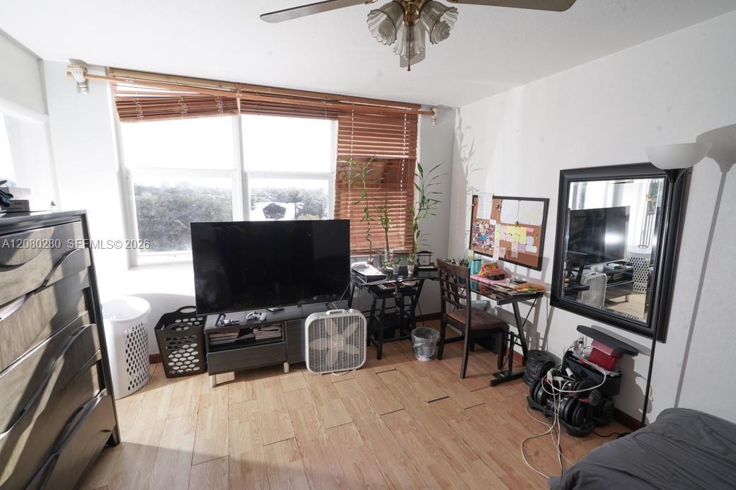 1780 NE 191st St # 2, Miami FL 33179 photo 3