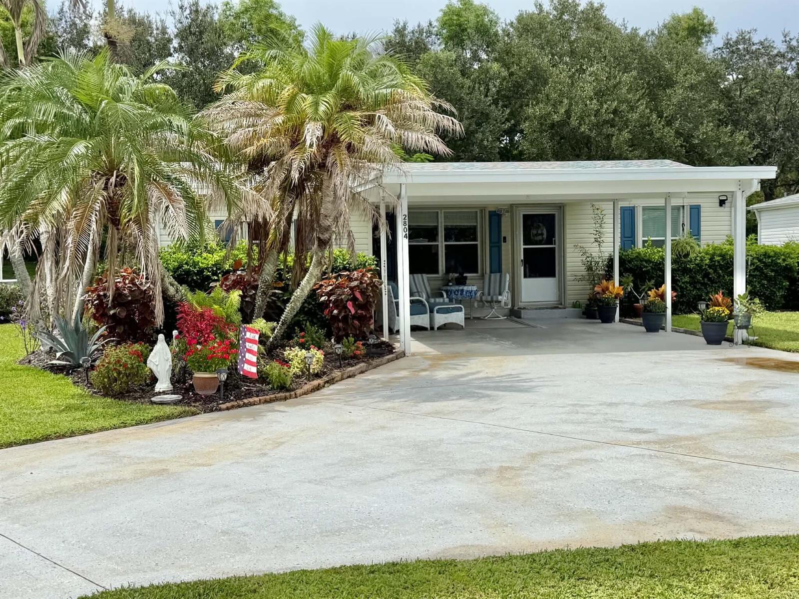 2804 Nine Iron Drive, Port St. Lucie FL 34952 photo 2