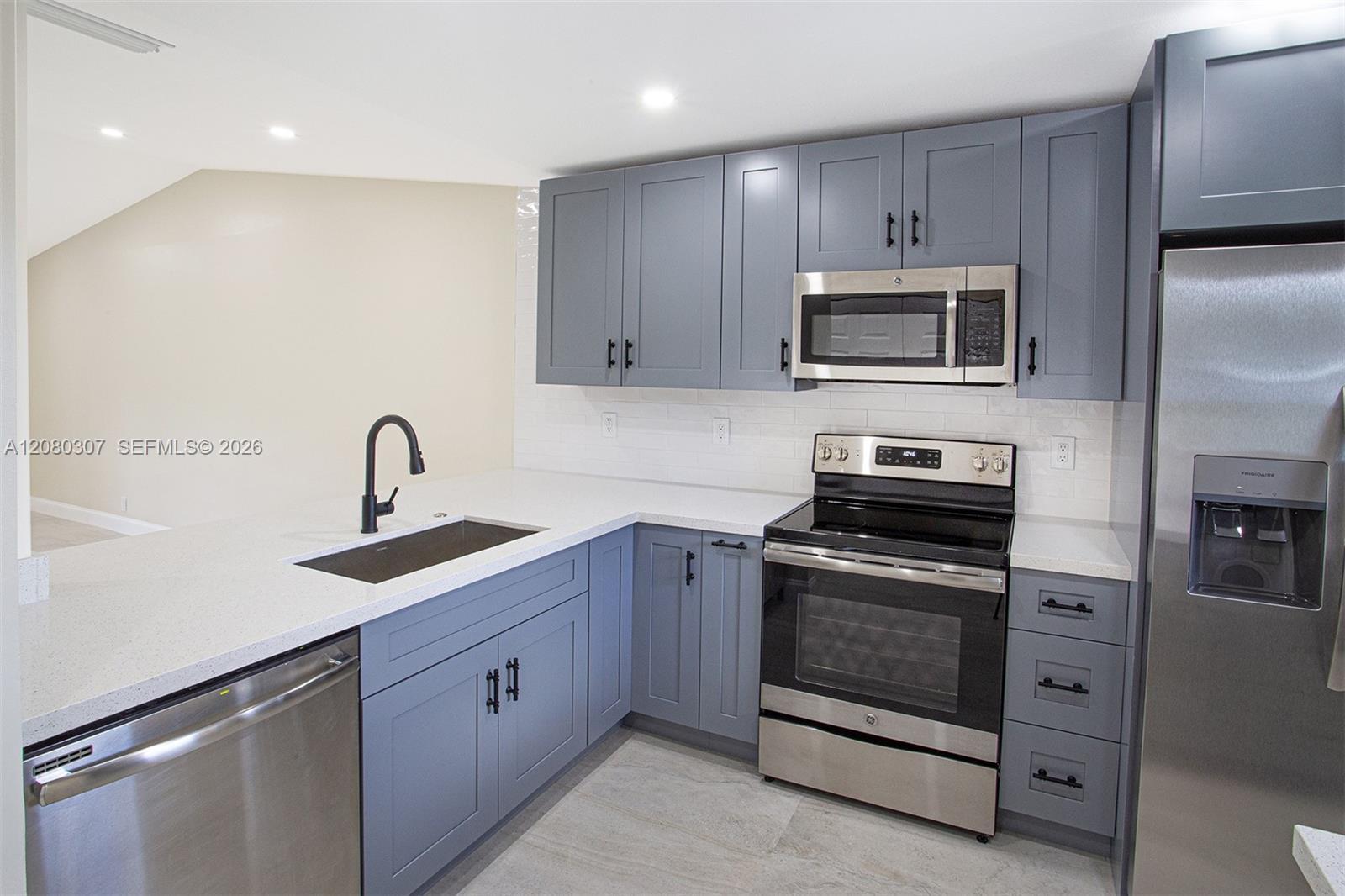 9431 Boca Cove Cir # 1009, Boca Raton FL 33428 photo 3
