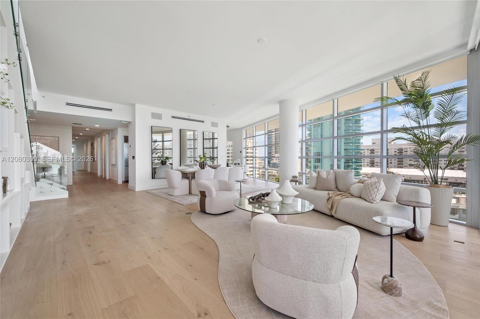 6101 Aqua Ave, Miami Beach FL 33141 photo 2