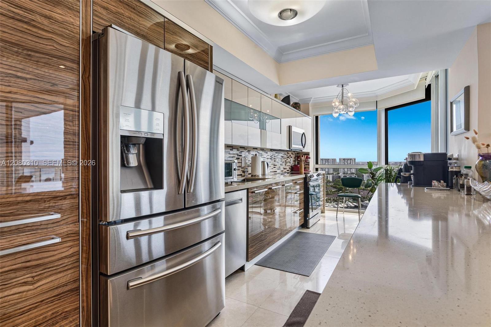 21205 Yacht Club Dr, Aventura FL 33180 photo 2