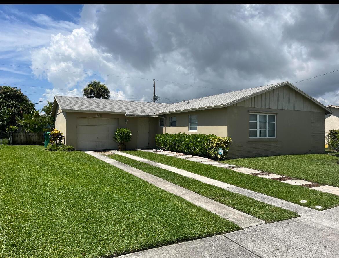 1211 W 27TH Street, Riviera Beach FL 33404