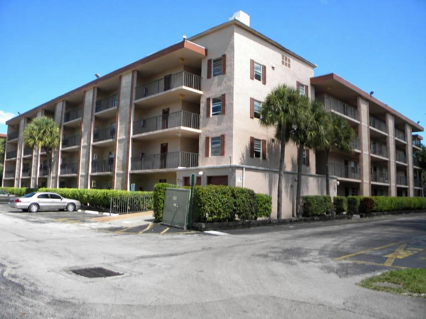 3000 NW 48th Terrace, Lauderdale Lakes FL 33313 photo 2