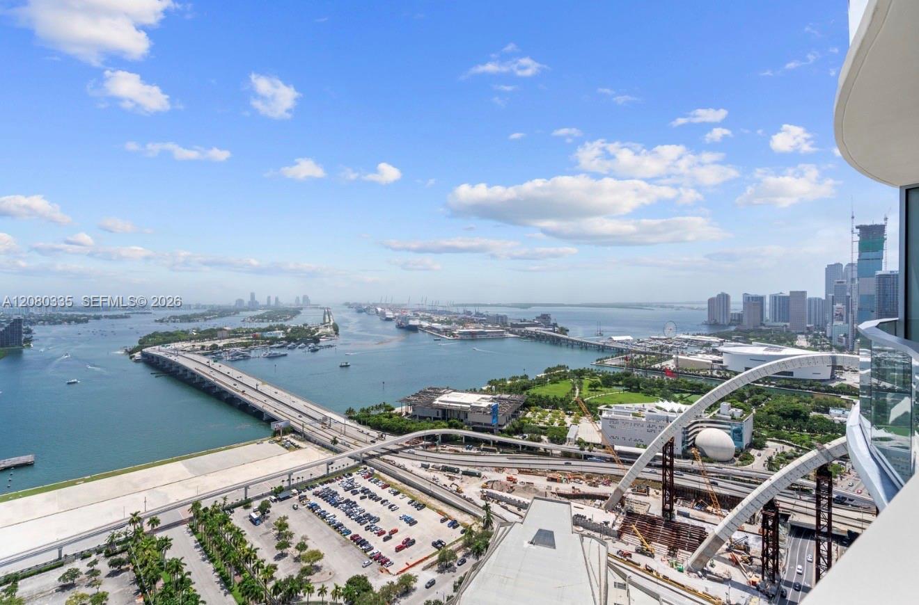 1400 biscayne # 3805, Miami FL 33132 photo 2