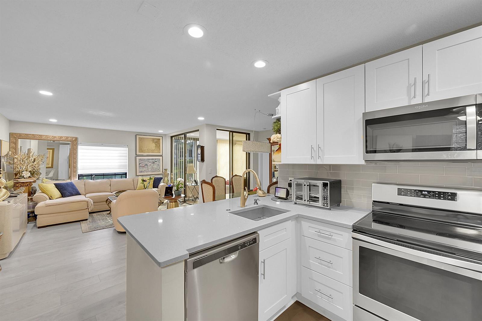 5418 FIRENZE Drive # D, Boynton Beach FL 33437 photo 3