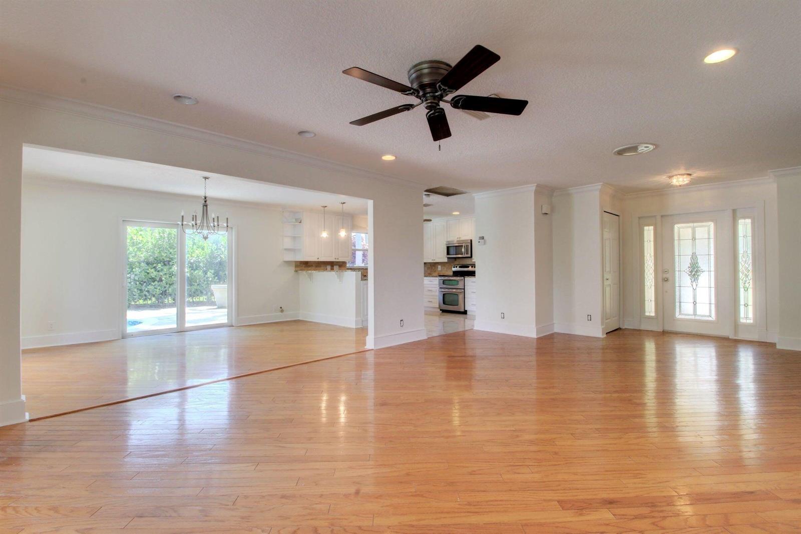 949 GREENSWARD Lane, Delray Beach FL 33445 photo 2
