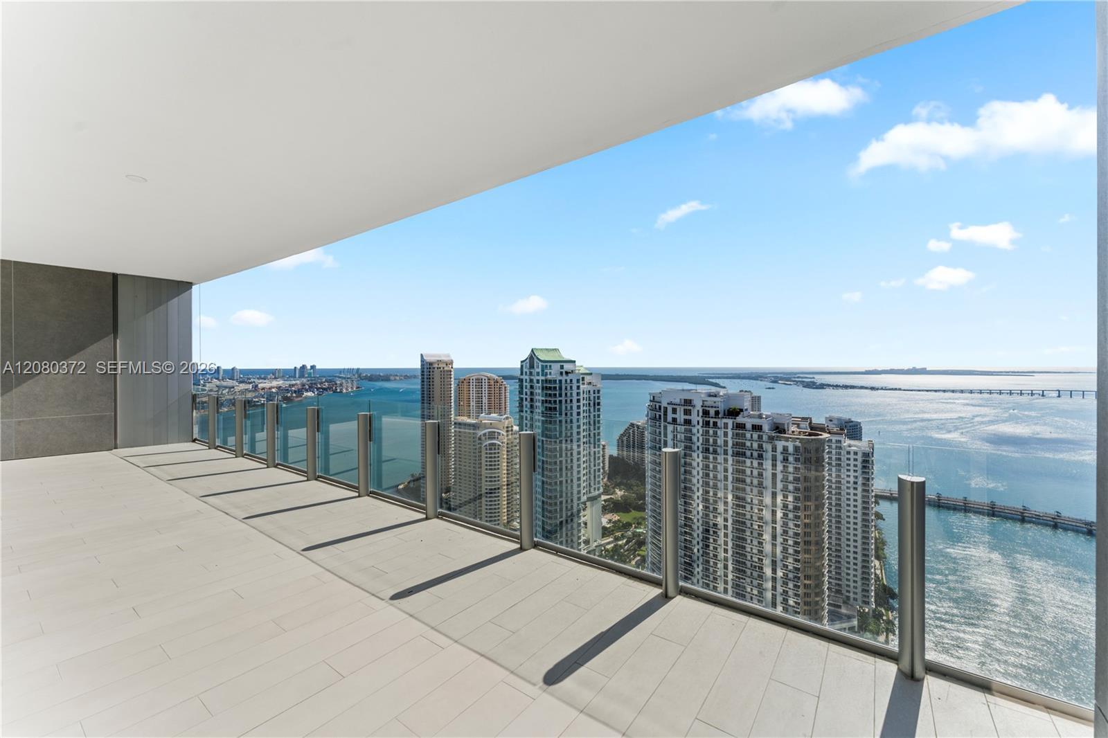 300 Biscayne Blvd Way # 4102, Miami FL 33131 photo 3