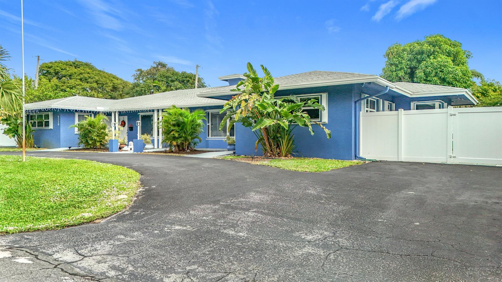 4516 NE 21st Lane, Fort Lauderdale FL 33308 photo 2