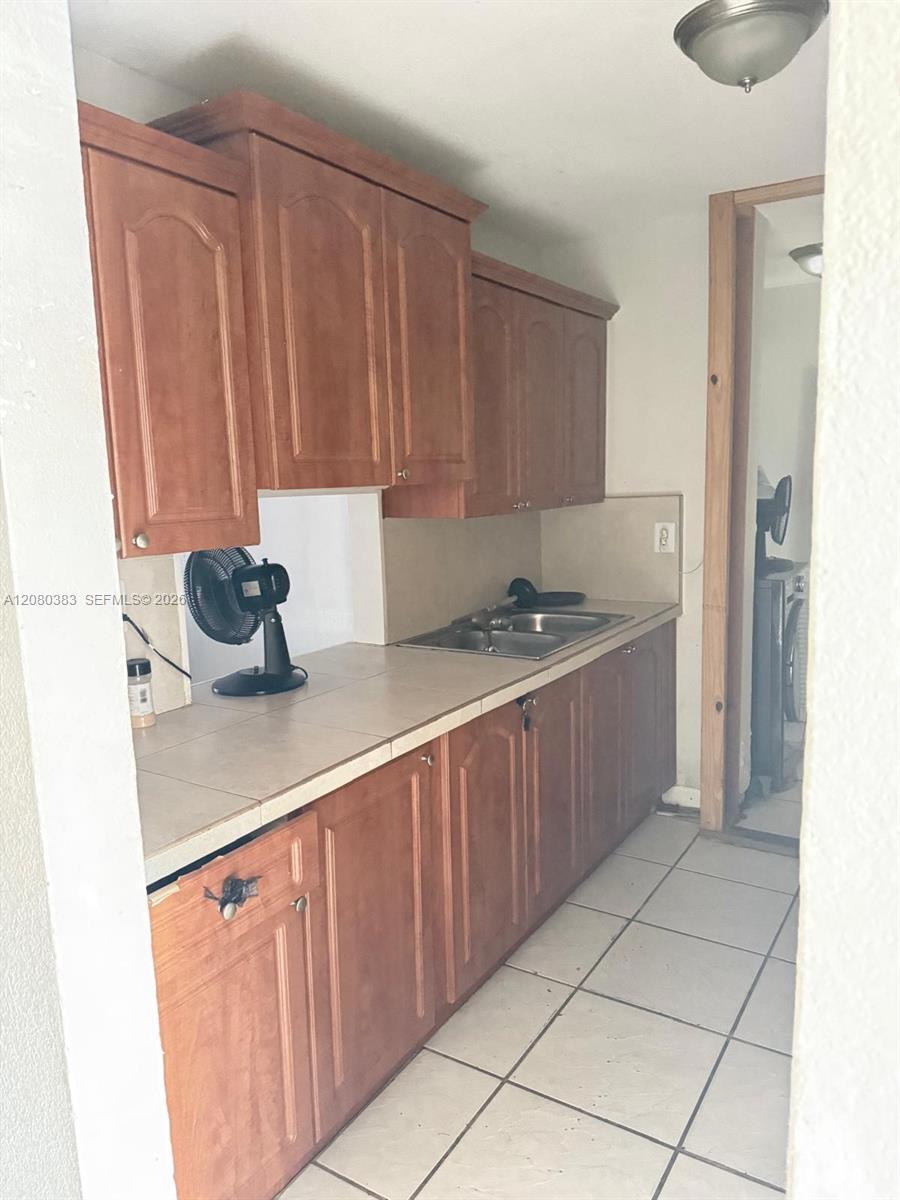 3887 NW 207th St Rd, Miami Gardens FL 33055 photo 3