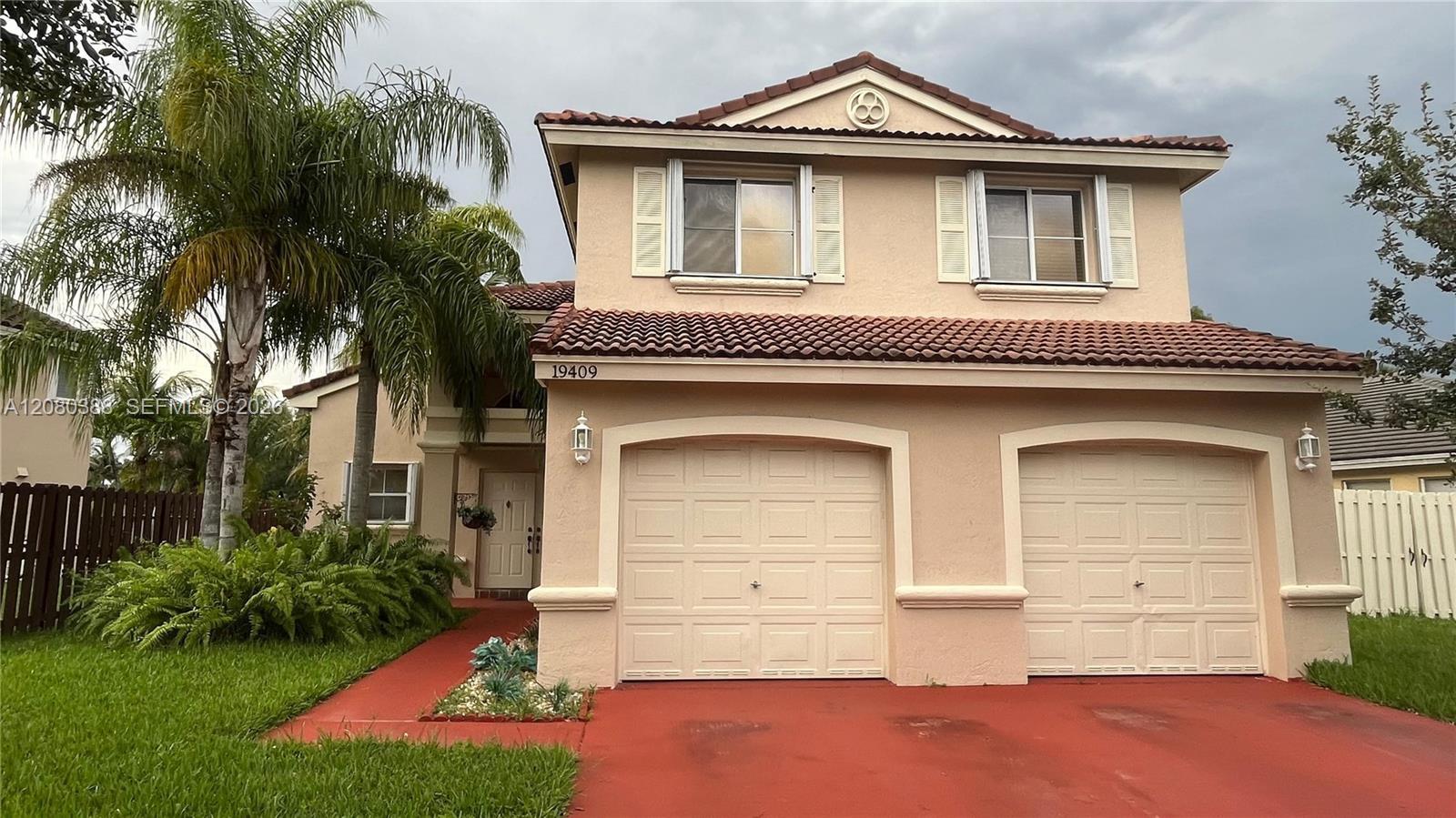 19409 NW 24th Pl, Pembroke Pines FL 33029 photo 2