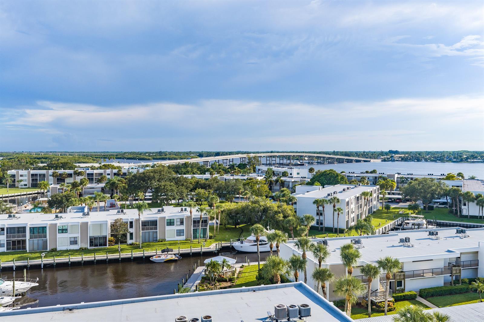 1950 SW Palm City Road # 207, Stuart FL 34994 photo 4