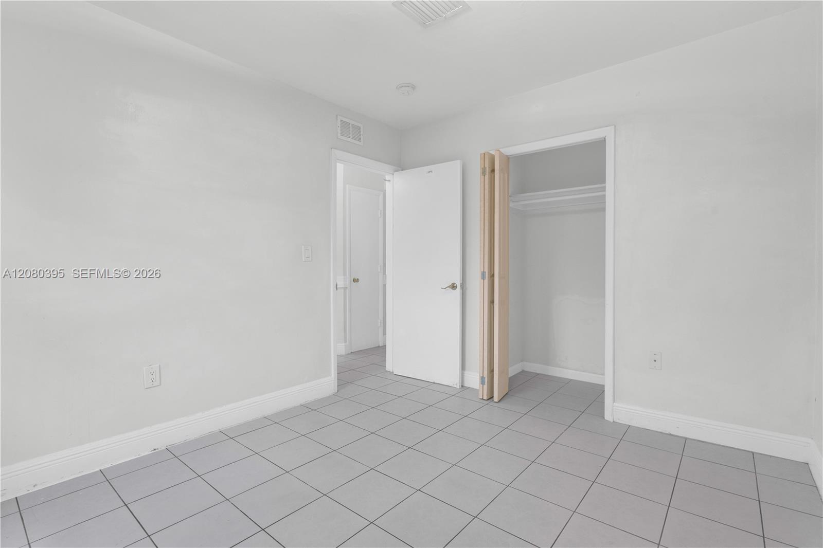 9441 SW 27th Dr, Miami FL 33165 photo 4