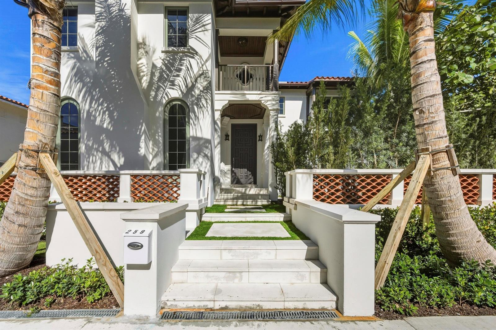 259 OLEANDER Avenue, Palm Beach FL 33480 photo 2