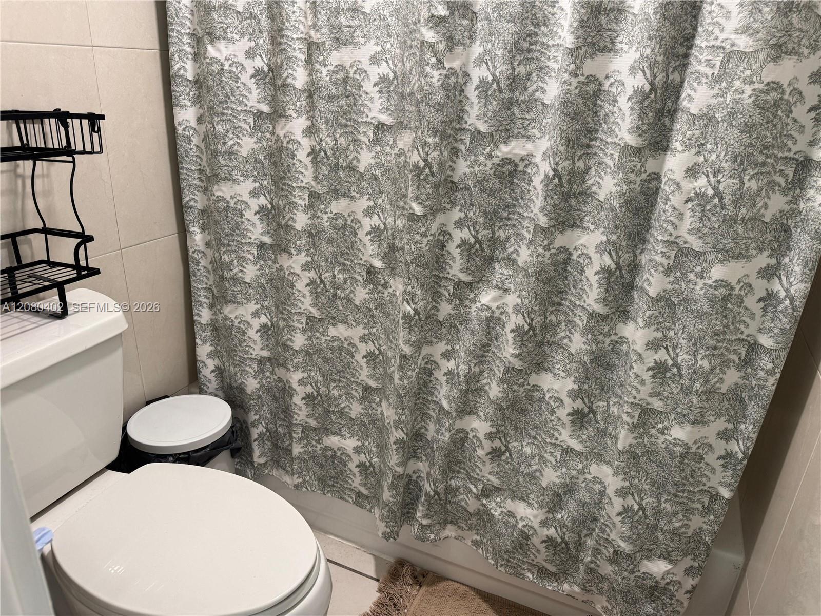 5050 NW 7th St # 604, Miami FL 33126 photo 2