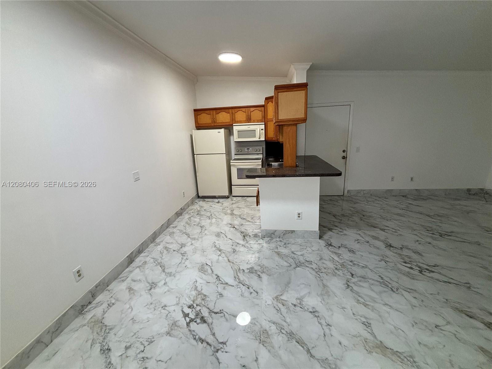 9733 Hammocks Blvd # 201C, Miami FL 33196 photo 2