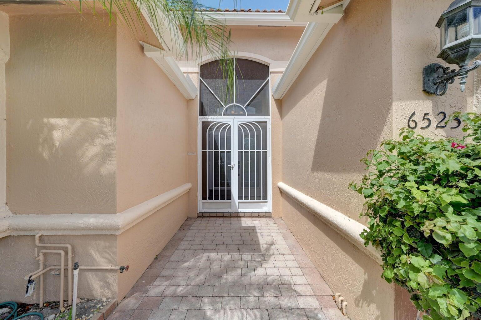 6523 Vía Trento, Delray Beach FL 33446 photo 3