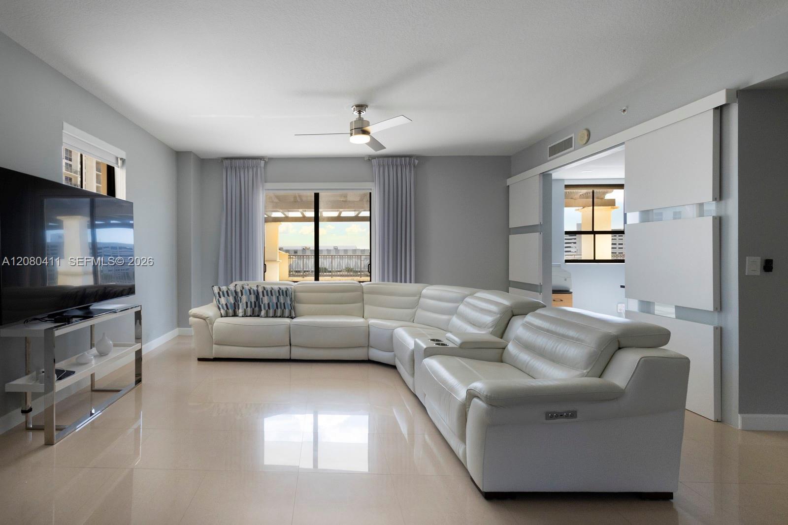 8390 SW 72nd Ave # 612, Miami FL 33143 photo 3