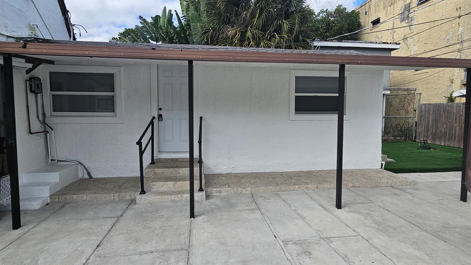 425 Ardmore Road, West Palm Beach FL 33401 photo 3