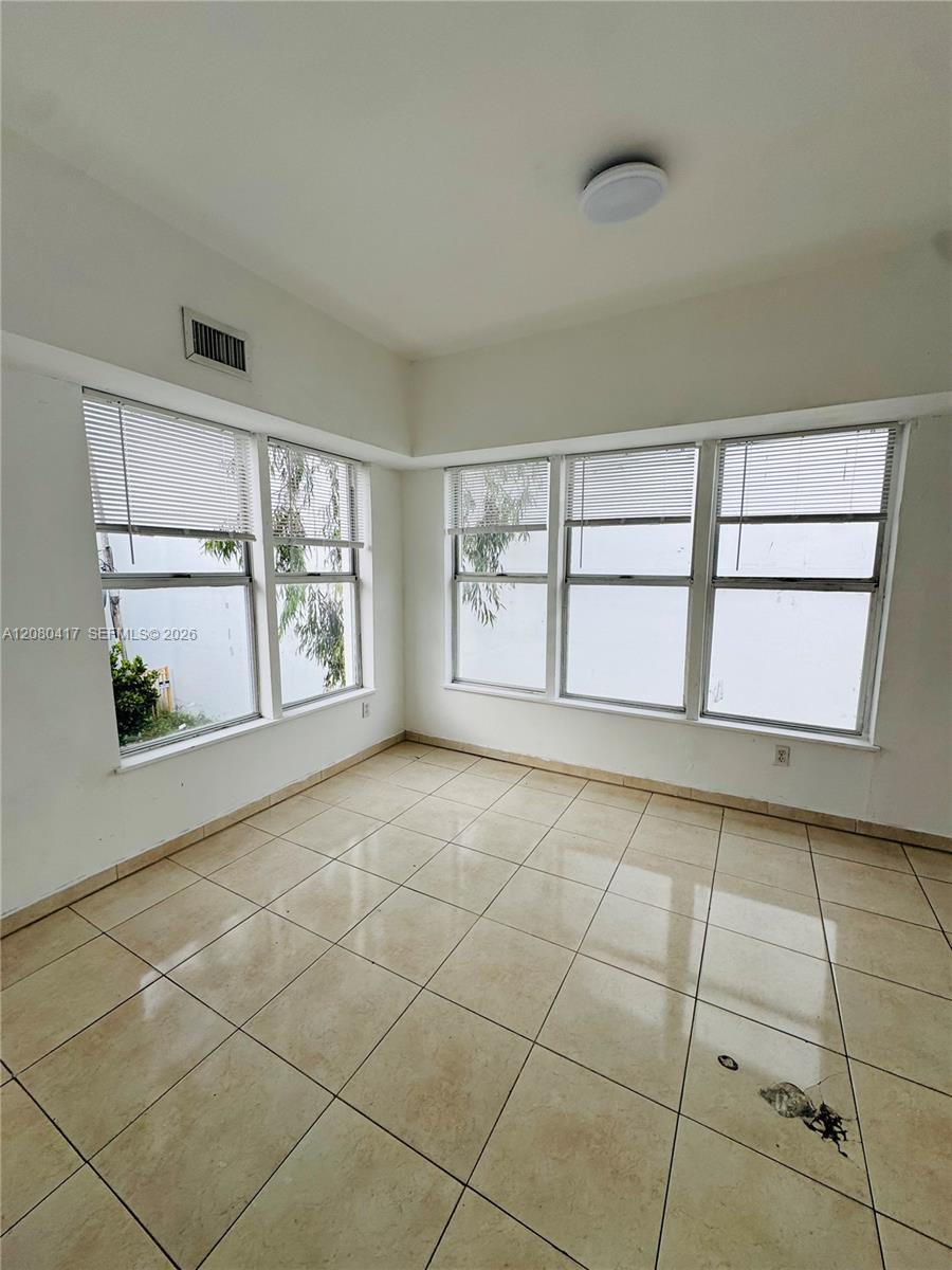 227 1st St # 8, Miami Beach FL 33139 photo 2