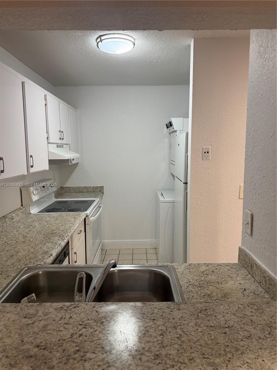 838 Twin Lakes Dr, Coral Springs FL 33071 photo 5
