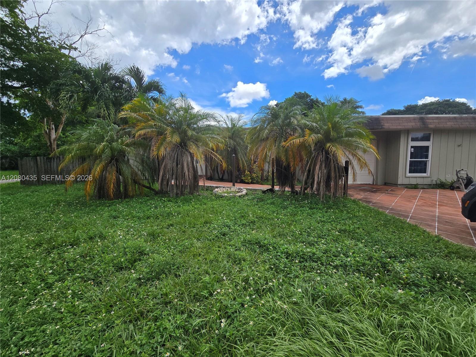 7912 NW 73rd Ave, Tamarac FL 33321