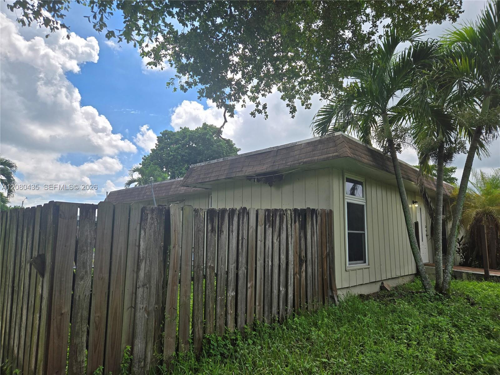 7912 NW 73rd Ave, Tamarac FL 33321 photo 4