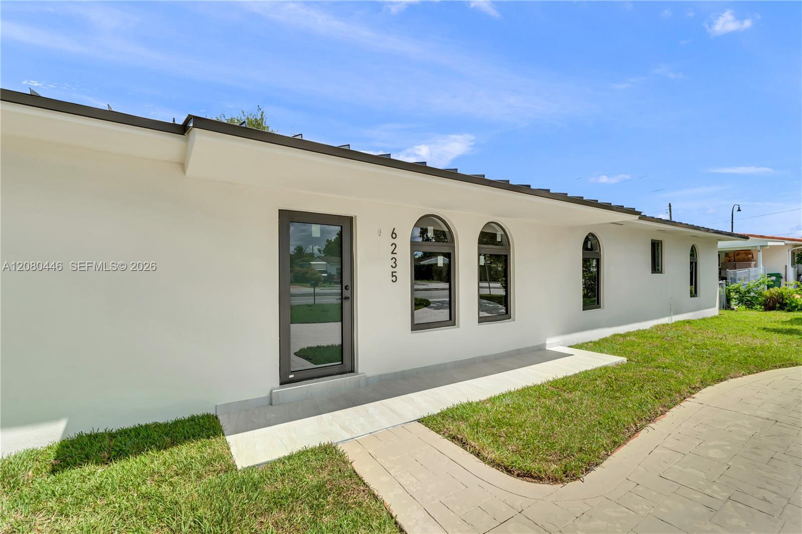 6235 SW 24th St, Miami FL 33147 photo 2
