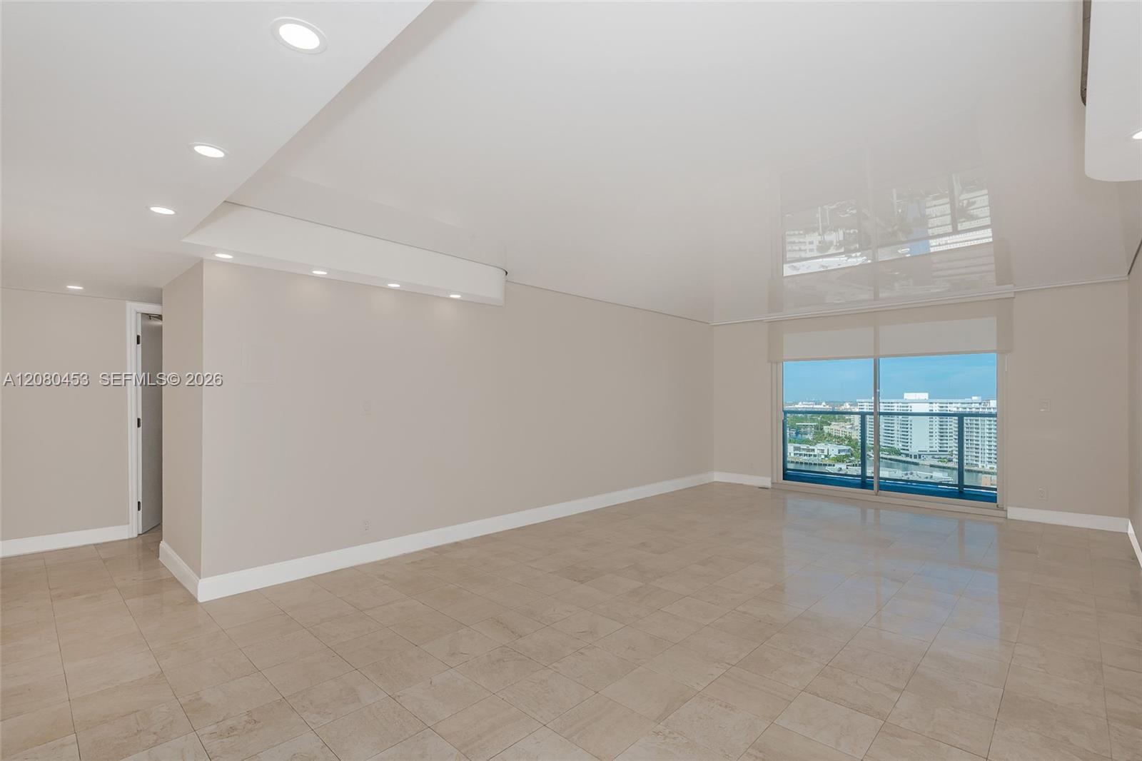 1904 S Ocean Dr # 1807, Hallandale Beach FL 33009 photo 2
