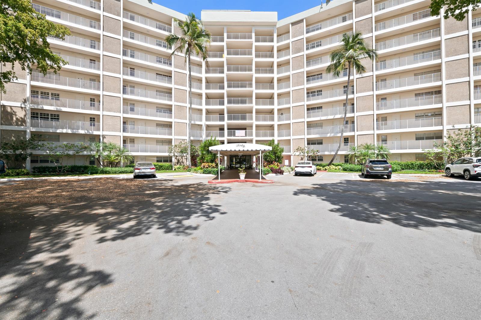 3051 N COURSE Drive # 211, Pompano Beach FL 33069 photo 3