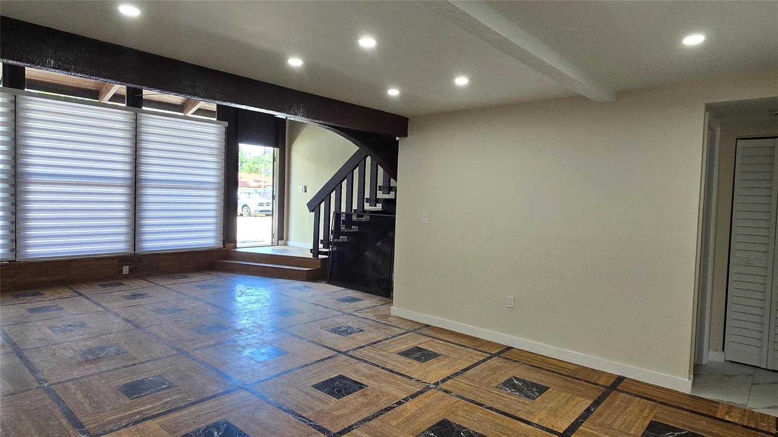 2421 N 40TH Avenue # 107, Hollywood FL 33021 photo 3