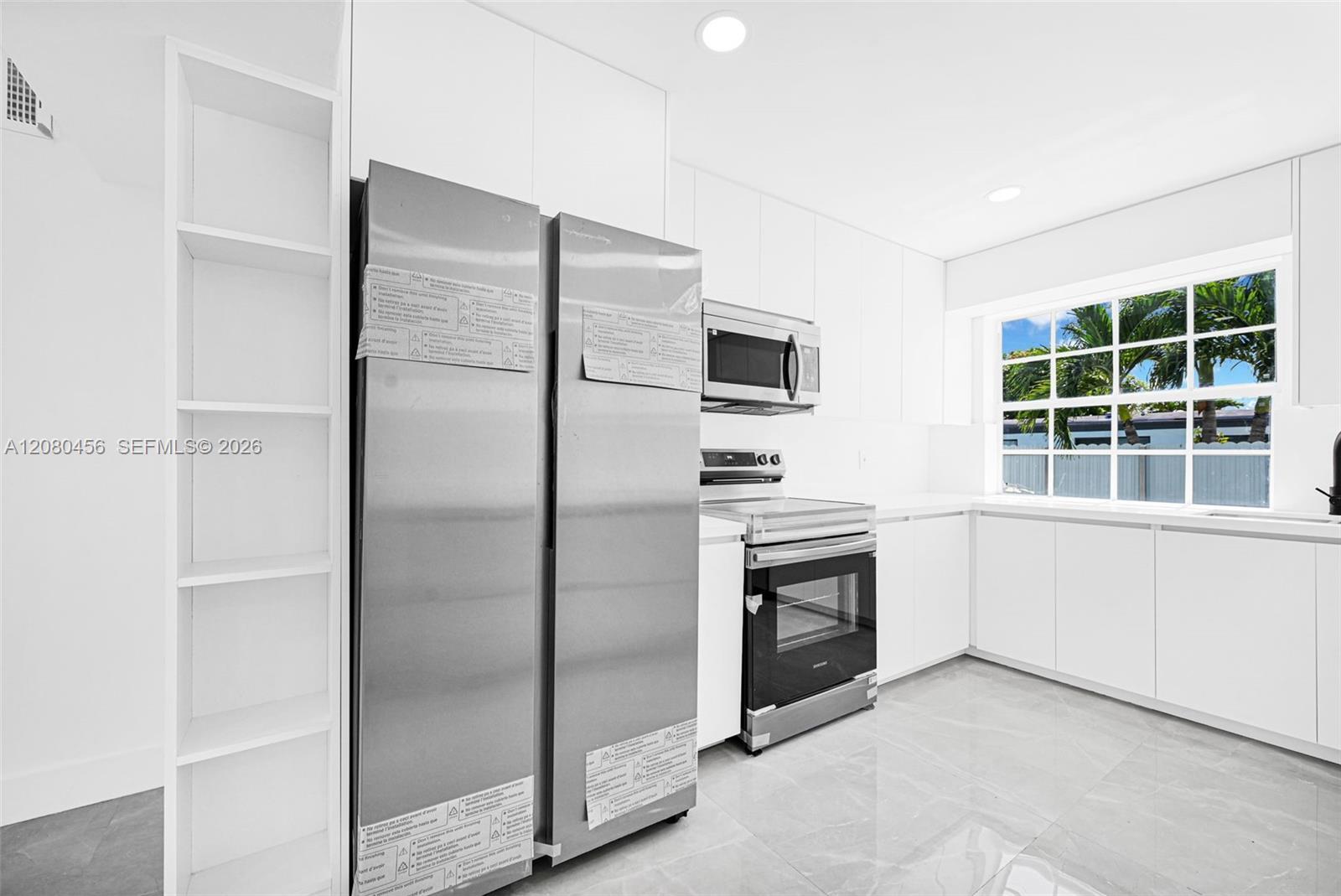 4040 SW 108th Ave, Miami FL 33165 photo 2