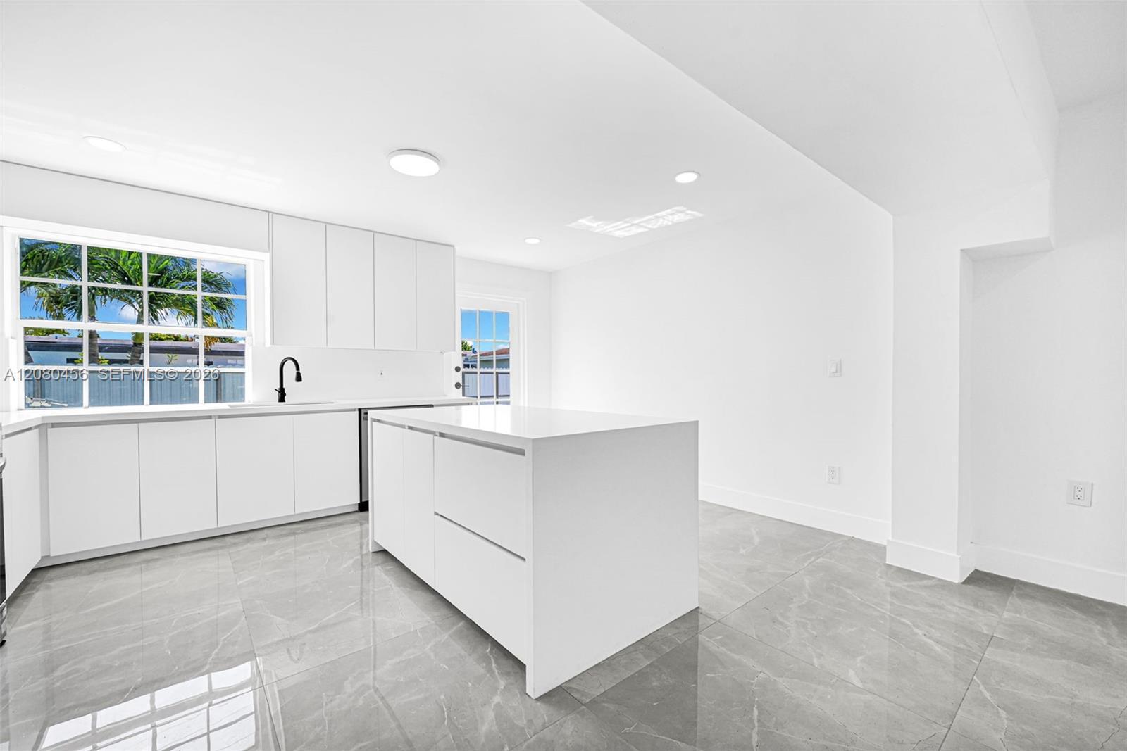 4040 SW 108th Ave, Miami FL 33165 photo 5