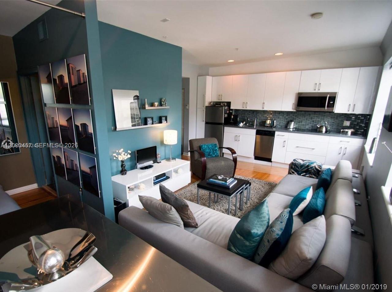 1521 Lenox Ave # 203, Miami Beach FL 33139 photo 2