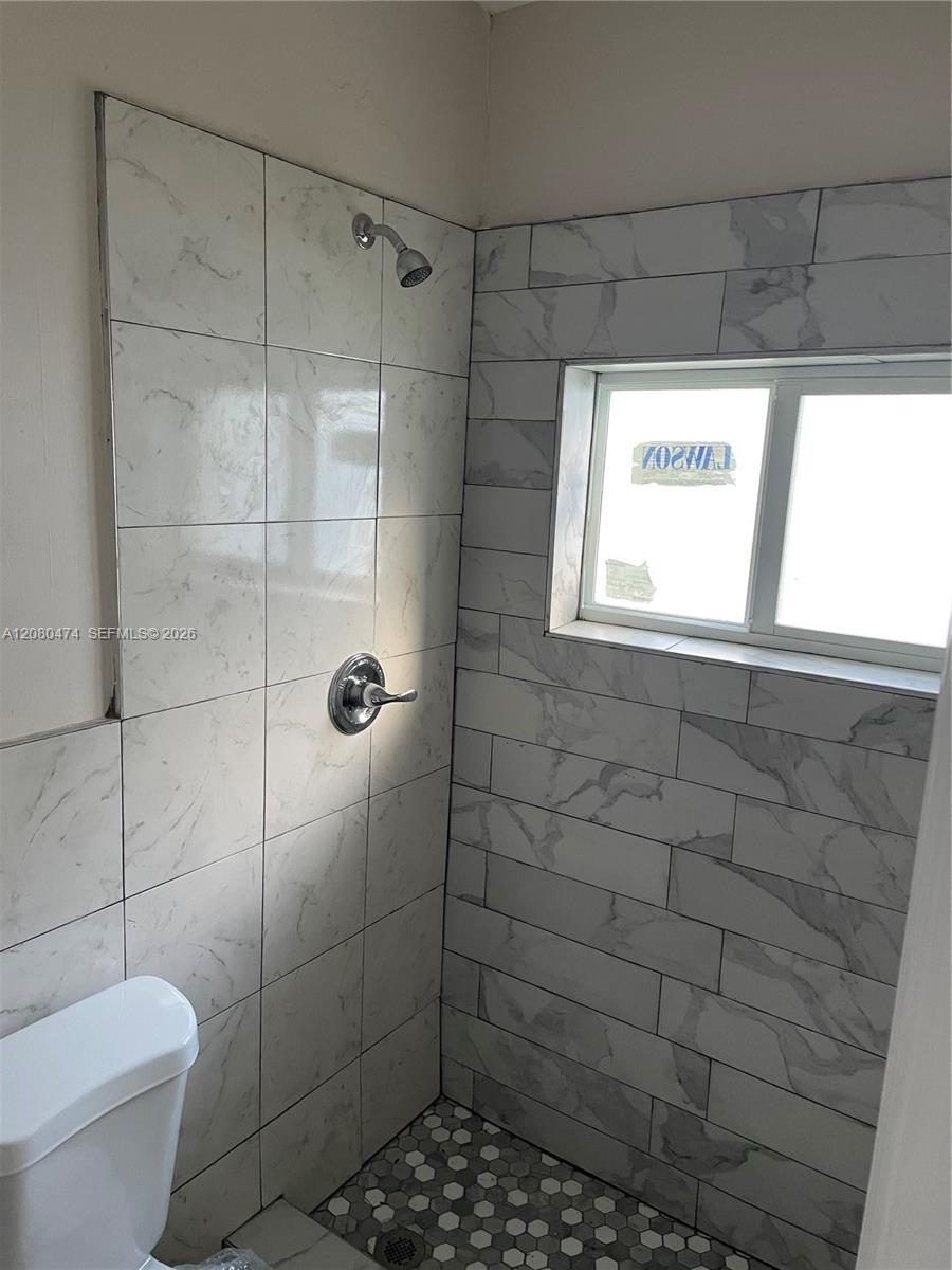 8321 NE Miami Ct # 4, Miami FL 33138 photo 2