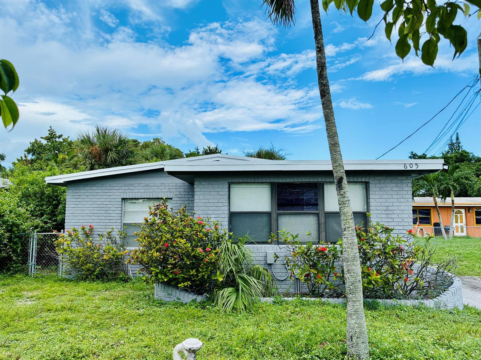605 NW 9TH Avenue, Pompano Beach FL 33060 photo 3