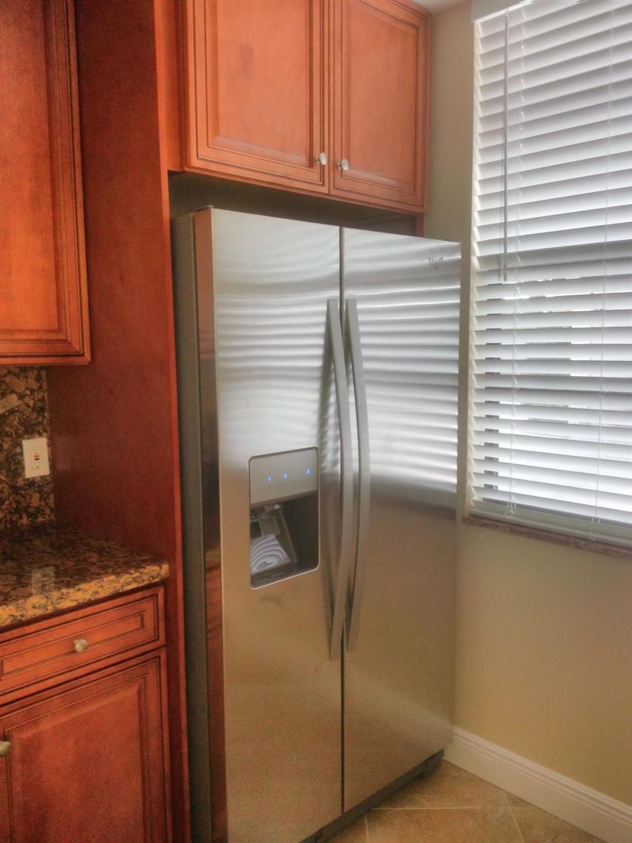 3710 Whitehall Drive # 103, West Palm Beach FL 33401 photo 3