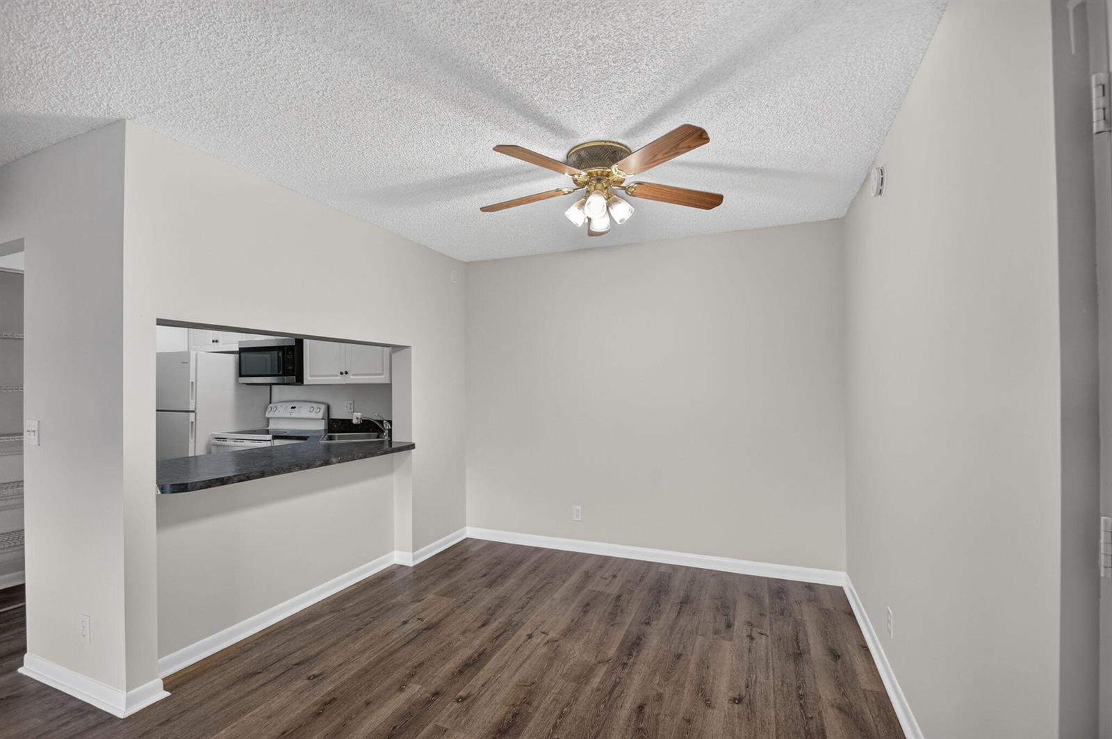 623 Sea Pine Way # E2, FL 33415 photo 5