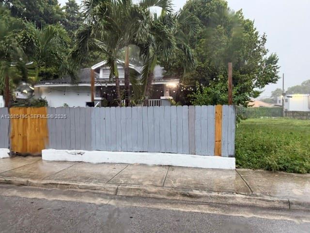 812 NW 29th Ter, Miami FL 33127 photo 5