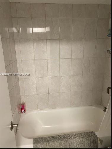 16750 NE 10th Ave # 317, North Miami Beach FL 33162 photo 2
