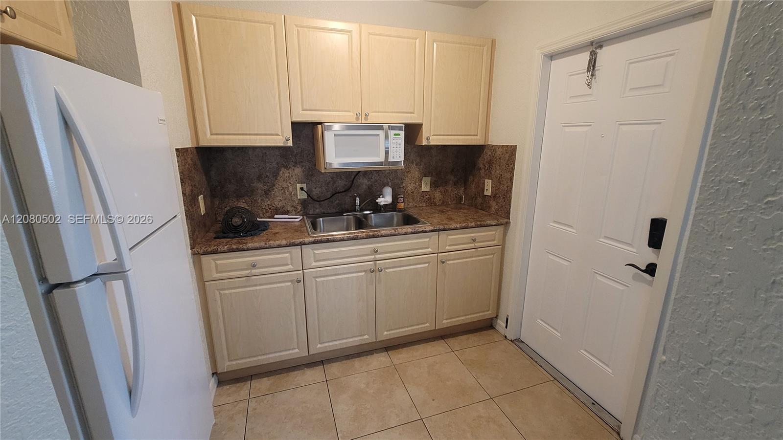 2400 NW 152nd St, Miami Gardens FL 33054 photo 3