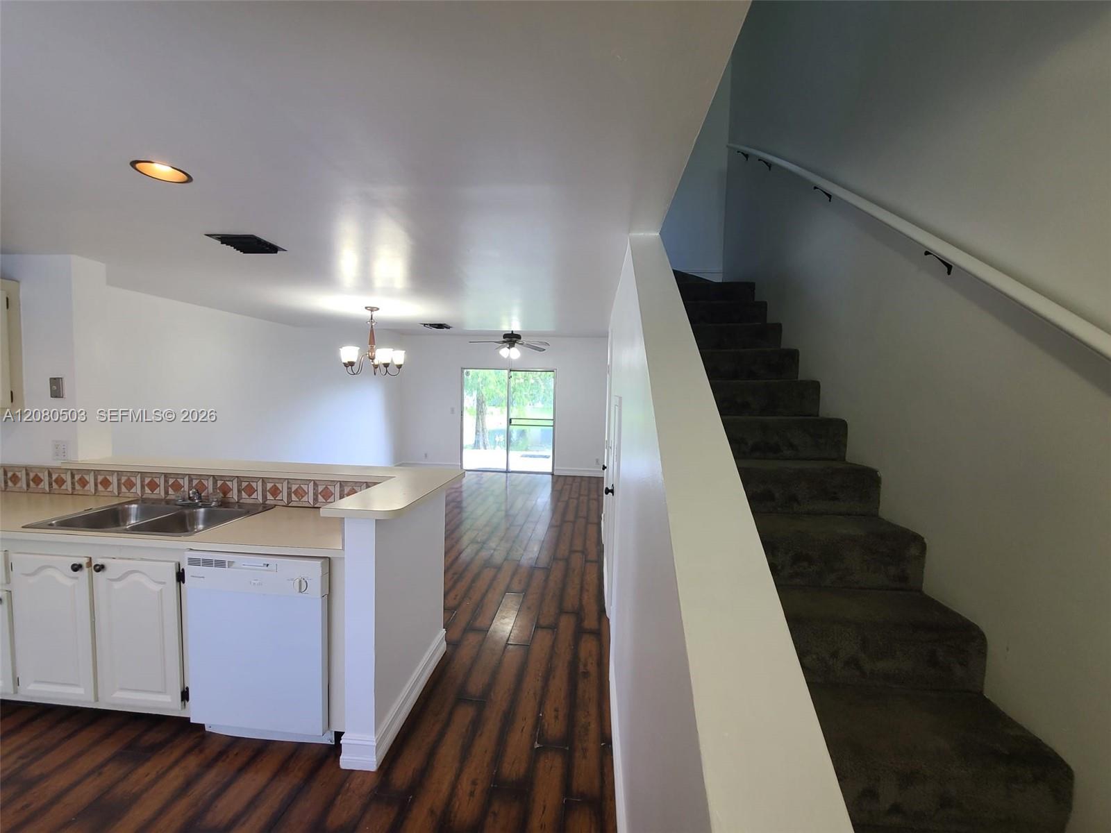 173 SW 3rd St # 173, Pompano Beach FL 33060 photo 4