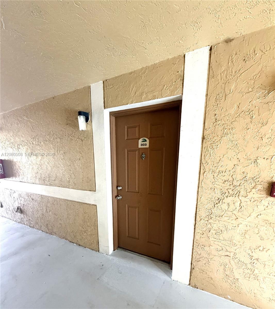351 Palm Way # 303, Pembroke Pines FL 33025 photo 3