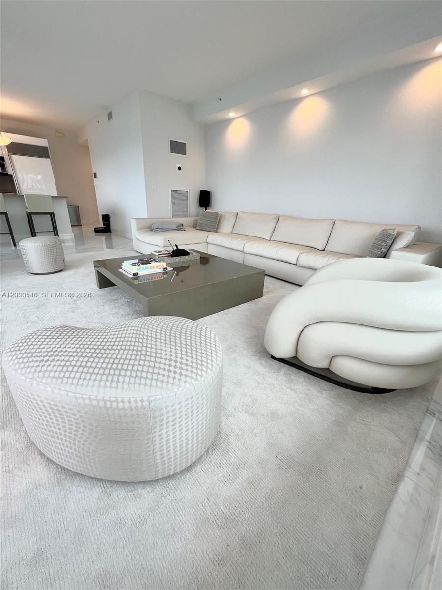 1435 Brickell Ave # 3307, Miami FL 33131 photo 4