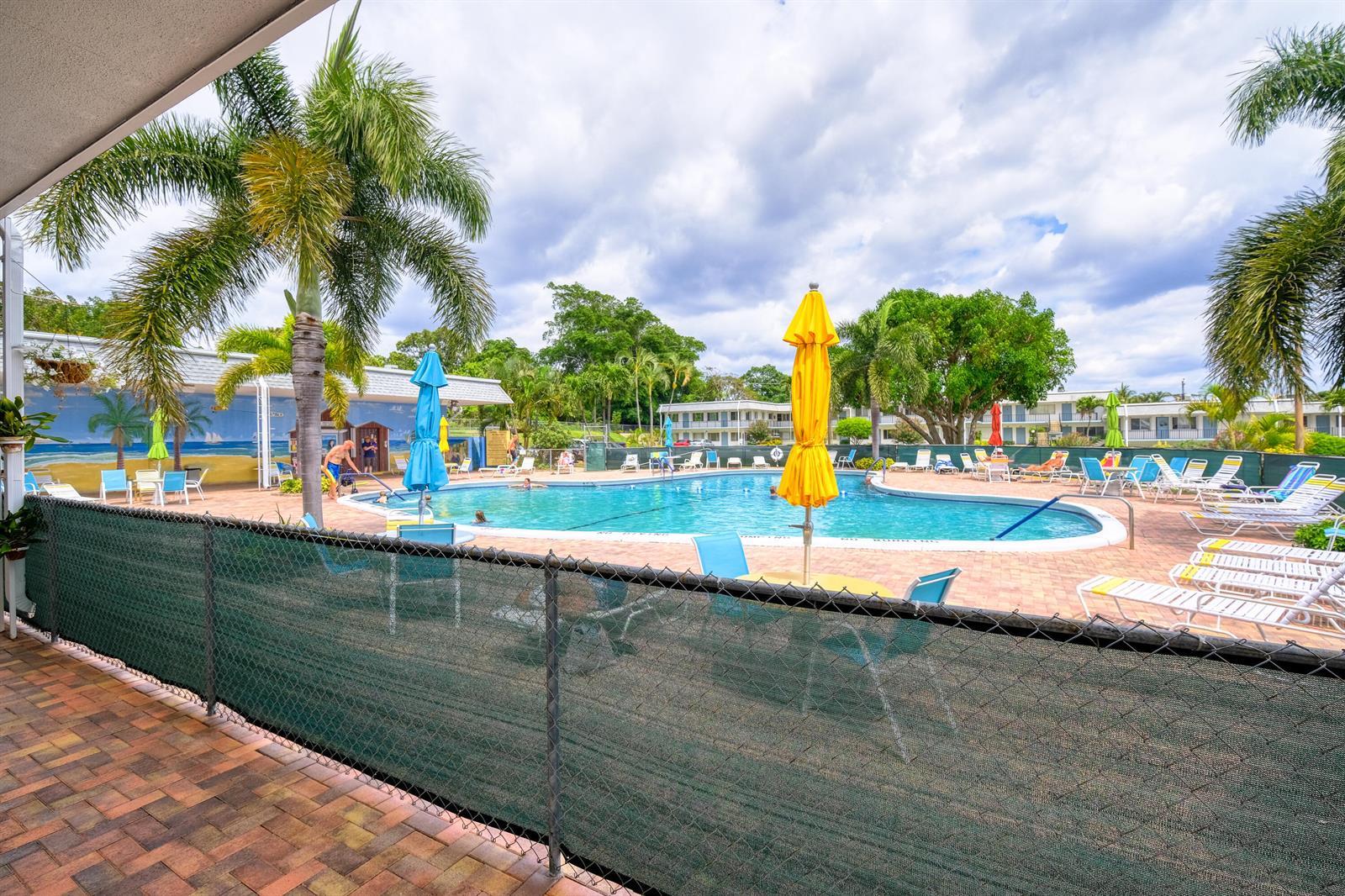 2840 Lake Osborne Drive # 111, Lake Worth FL 33461 photo 4