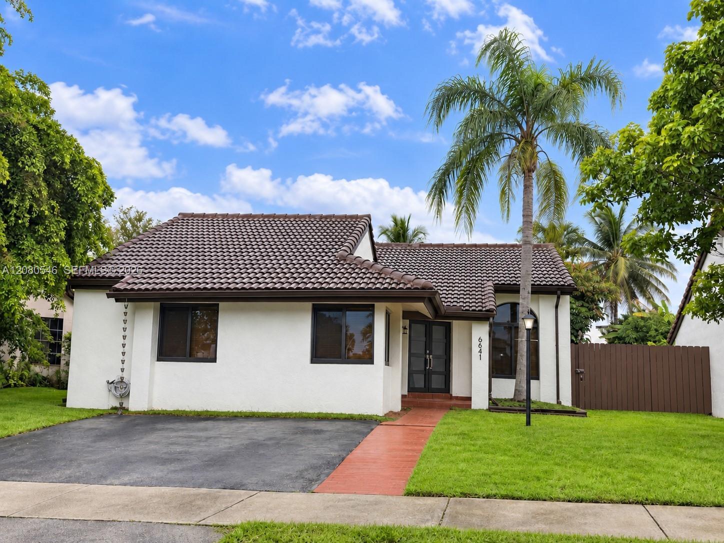 6641 SW 127 PATH # 6641, Miami FL 33183