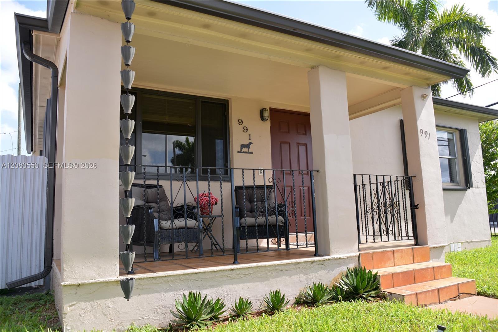 991 E 47th St, Hialeah FL 33013 photo 3