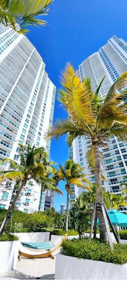 951 Brickell Ave # 4103, Miami FL 33131 photo 2