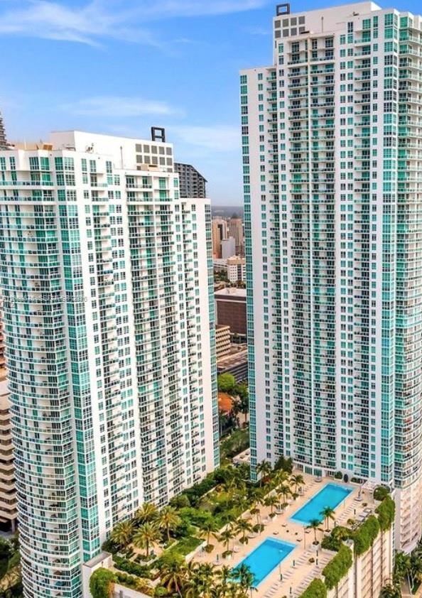 951 Brickell Ave # 4103, Miami FL 33131 photo 3